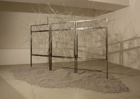 „Bau und Kunst”, 2012, variable form, metal wire, steel, gravel        